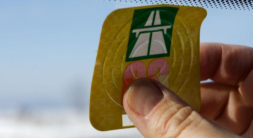 Így használhatod tovább az éves autópálya-matricát, és még csak nem is fizetsz érte többet