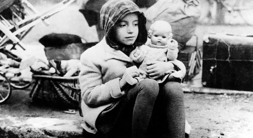 „A kiáltás, hogy »Mama vigyázz, jönnek az oroszok!«, mélyen belénk ivódott”