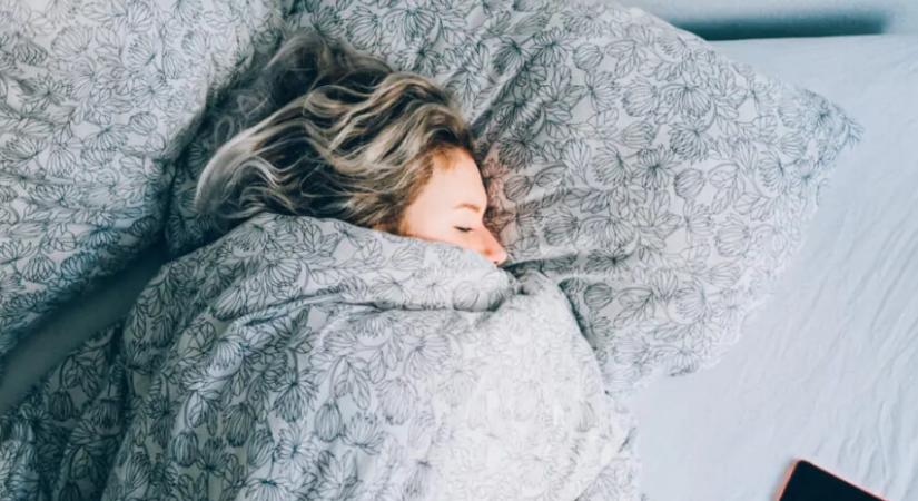 Miért lesz szebb a bőröd, ha többet alszol?