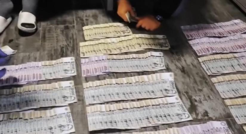 Kábítószer-kereskedő hálózatot számoltak fel a hajdú-bihari rendőrök – videóval