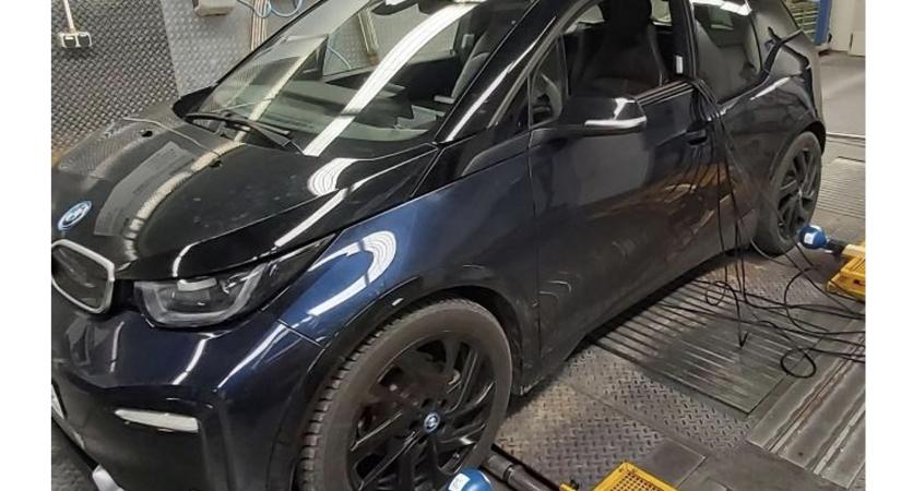 Elektroszmog: mennyire veszélyesek a villanyautók?