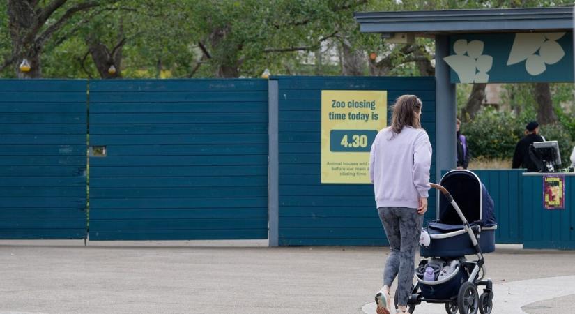 Meghalt az állatkertben szaltózott 42 éves akrobata