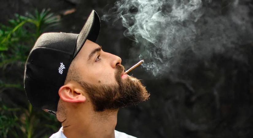 Nem csak illegális, de káros is a marihuána, szívbetegséget okoz