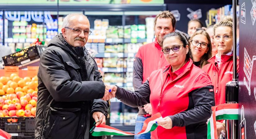 Új PENNY üzlet nyílt Tab városában