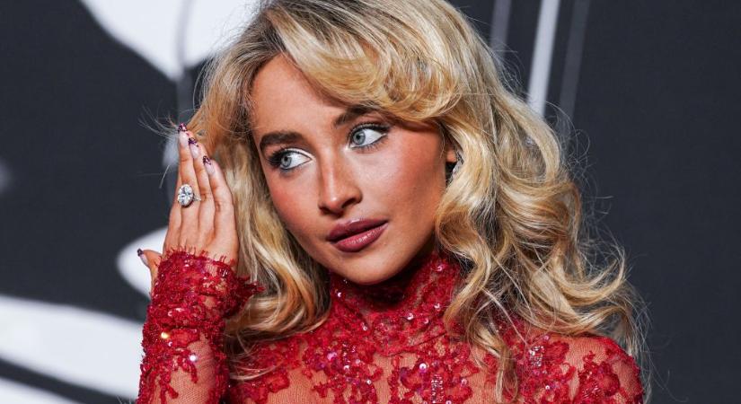 Egymásnak ment Sabrina Carpenter és a Fehér Ház