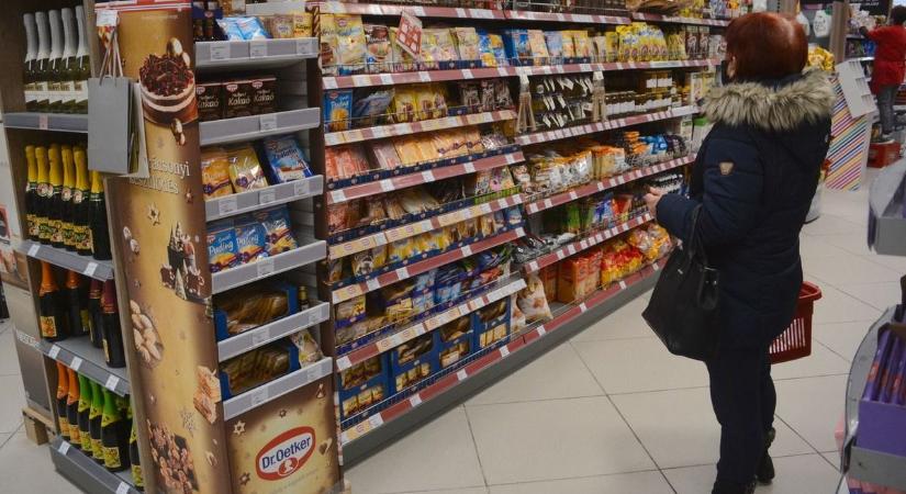 Sokkoló: vegyszeres teát árulhatott az egyik népszerű bolt Hevesben