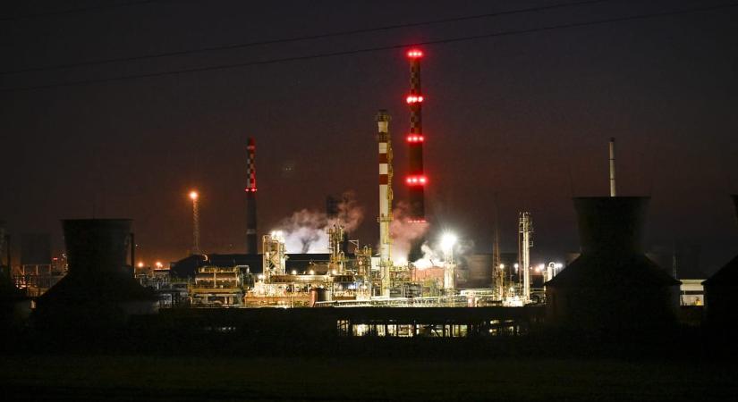 Reuters: Bejelentkezett a Mol az amerikaiaknál a Lukoil külföldi érdekeltségeire