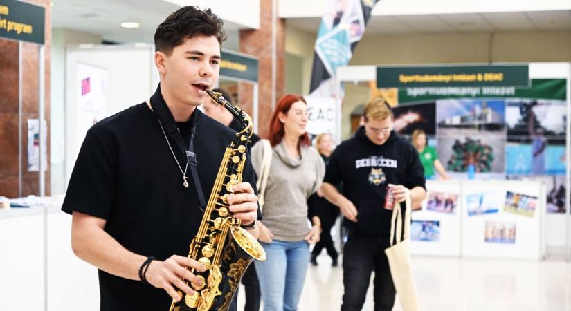 Mit lehet tanulni a Debreceni Egyetem Szolnok Campusán? A DExpón kiderült!