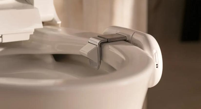 Átverték a vásárlókat? Kiderült, mit csinál valójában a vécékamera a felvételekkel