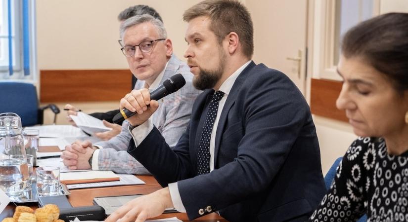 Fórumot tartottak Győrben a fogyatékossággal élők helyzetének javításáról