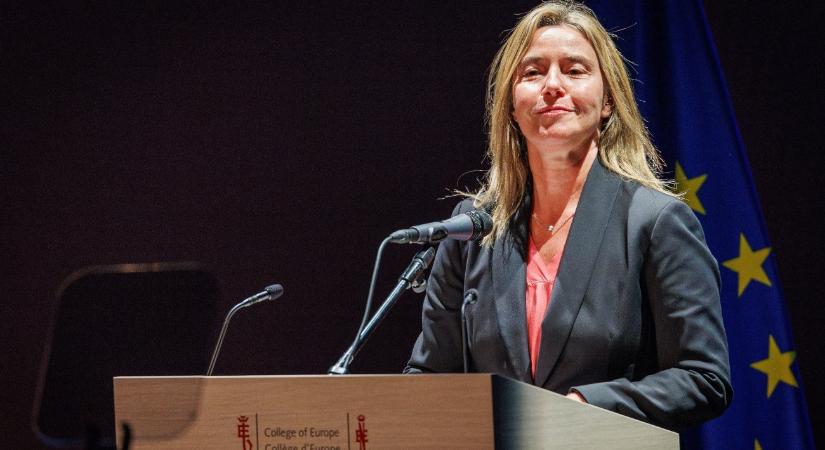 Lemondott a korrupciógyanúba keveredett korábbi EU-főpotentát