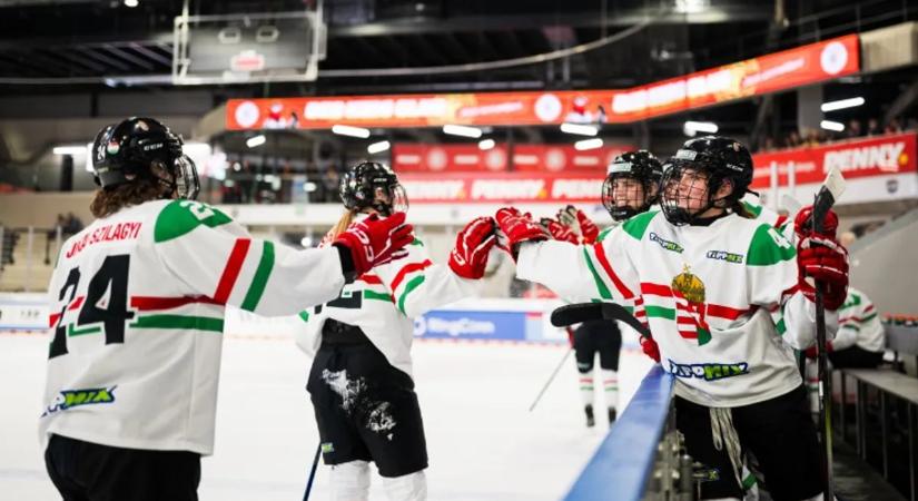 Tizenkét légiós a magyar női jégkorongválogatott keretében a Négy Nemzet Tornára