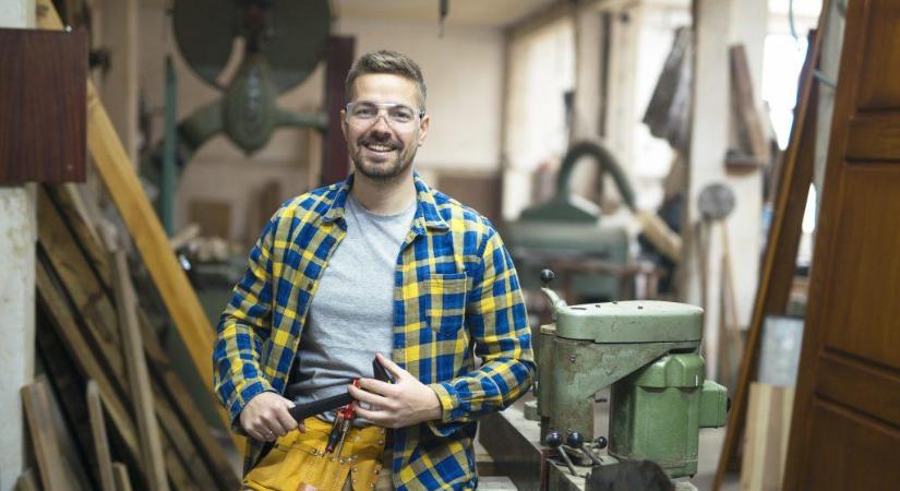 A minimálbér 11 százalékkal, a garantált bérminimum héttel nő