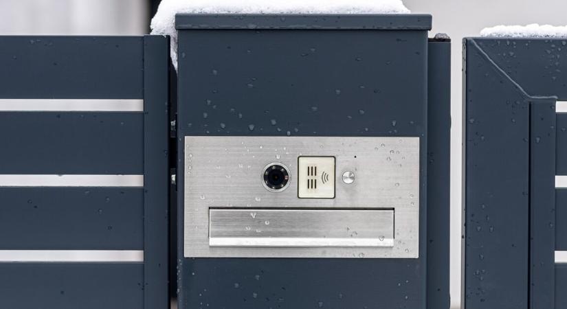 Megnyomta valaki éjjel a kapucsengőt, de nem ember volt