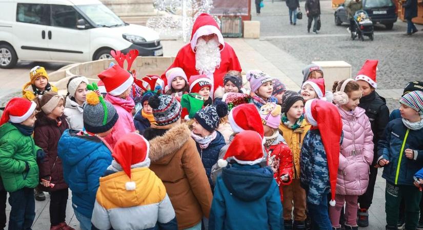 Itt találkozhatsz a Mikulással Szolnokon és a Jászkunságban – időpontok, helyszínek