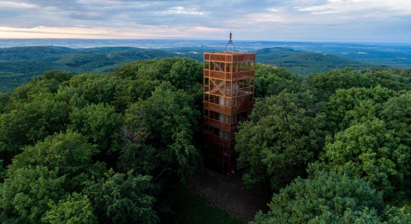 Hírmozaik – december 4.