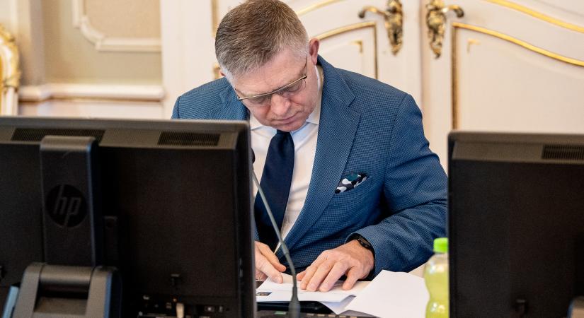 Felmérés: A harmincasok akarják leginkább a Fico-kormány lemondását