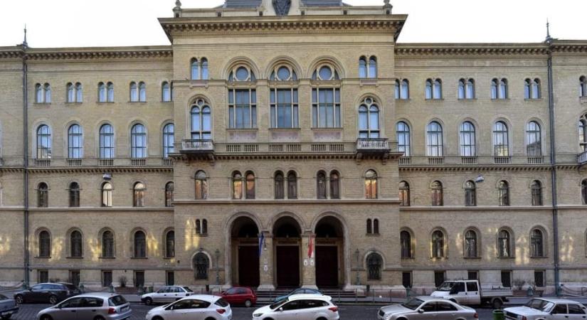 Sérelemdíjat kap az Átlátszó a Szuverenitásvédelmi Hivataltól, jó hírnevük megsértése miatt