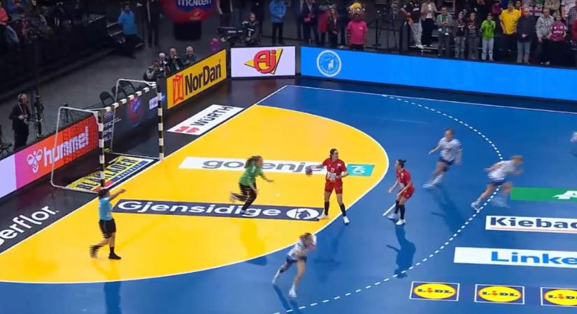 Döbbenetes végjáték a kézivébén: eltotyogott zicceren és felesleges piros lapon ment el a szerbek győzelme