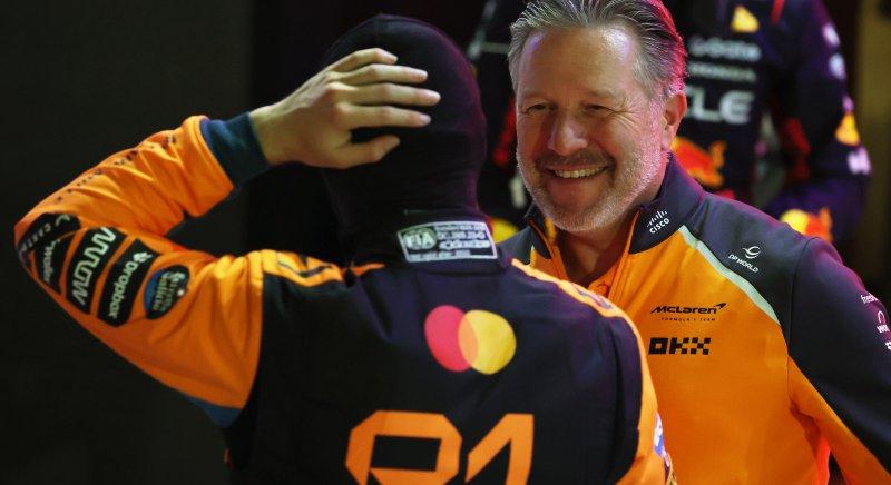 „Csak segítünk az F1-nek a tv-s számokkal!” – viccelődött Brown