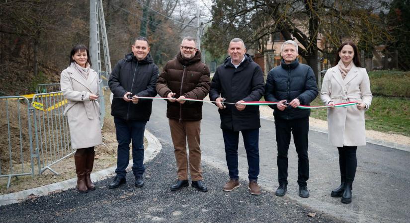 Megújulnak a falvaink - Vadi új utat adtak át Écsen - videó