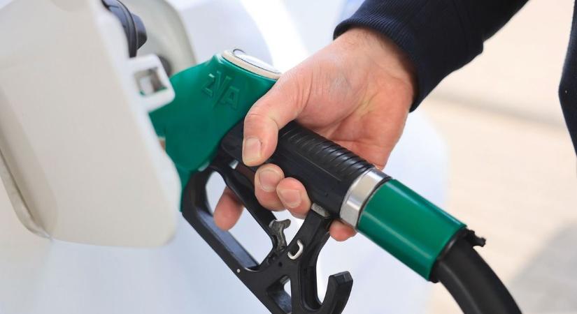 Változás a benzinkutakon – kétszer is gondolja meg, mikor áll meg tankolni!