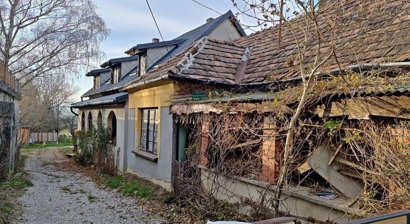 Tragédia: testvérpár holttestére bukkantak rá a zalai faluban