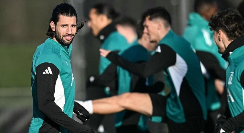 Egy lájk miatt vették elő Szoboszlait Írországban