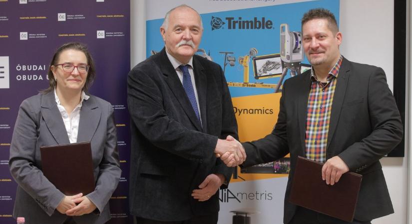 Volt hallgató kezdeményezett példamutató együttműködést az Óbudai Egyetemmel