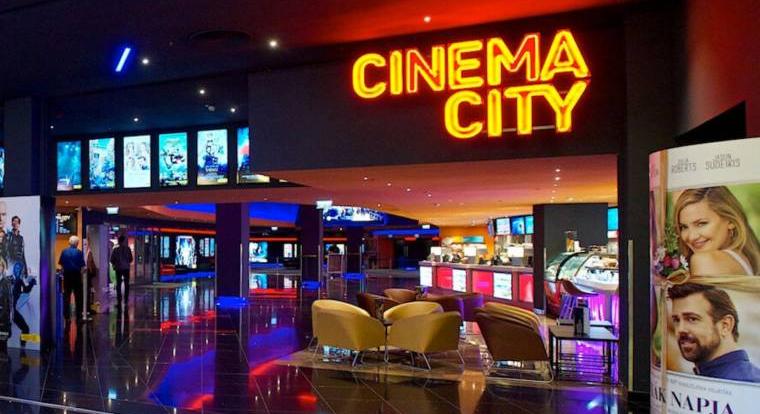 A helyzet felülvizsgálatáig nem fogad több kormányzati hirdetést a Cinema City