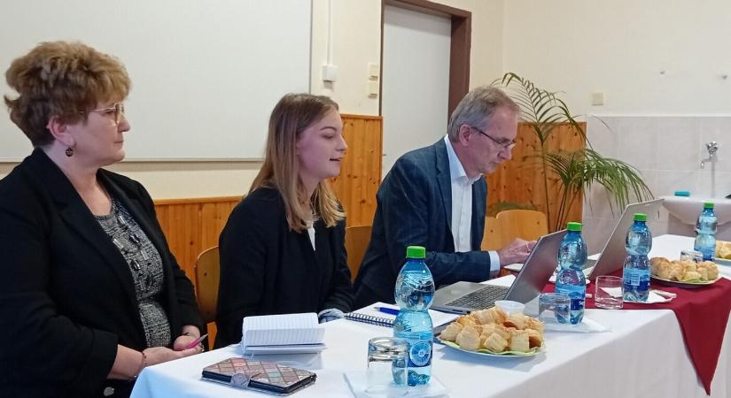 Régióspecifikus fejlesztési stratégia kell a nemzetiségi oktatásban