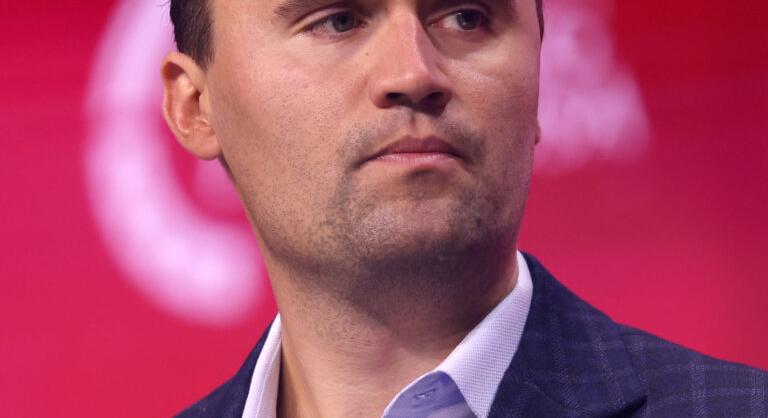 Charlie Kirk vészjósló levele Netanjahunak: „péppé verik Izraelt az információs háborúban”