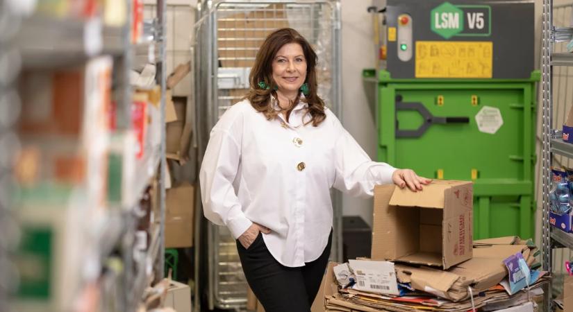 Kétszer is átírta alatta a szabályokat az állam, mégsem lassított. Emese egy véletlen telefonhívásból és hulladékból épített országos hálózatot