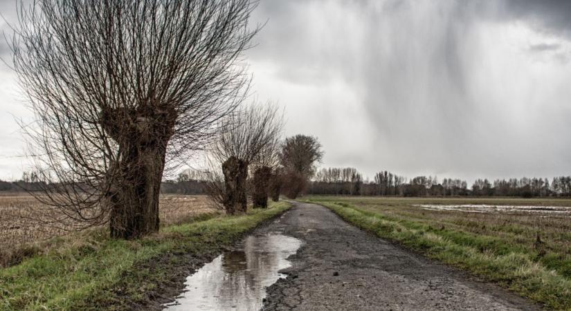 Megint az esernyő lesz a leghasznosabb eszköz a hétvégén