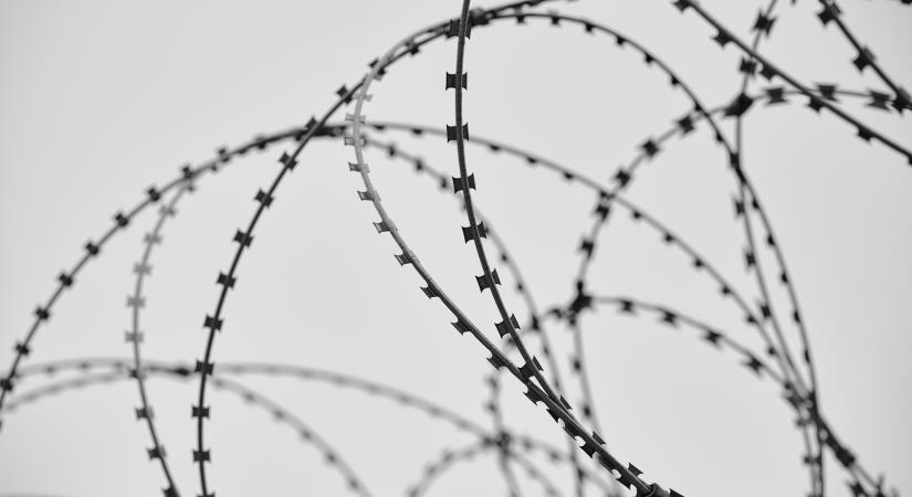 Több mint 19 milliárdért volt esküvője, most 99 év börtönt kaphat