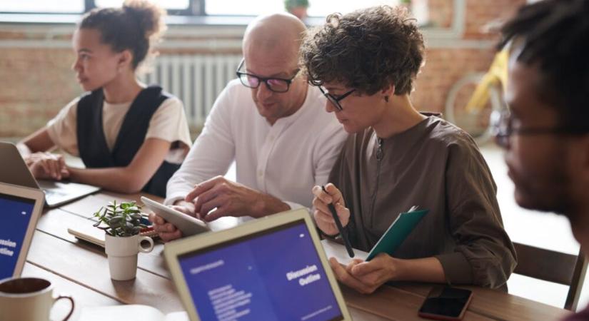 Generációk és percepciók: másért szeretik az irodai munkát az eltérő generációkhoz tartozók