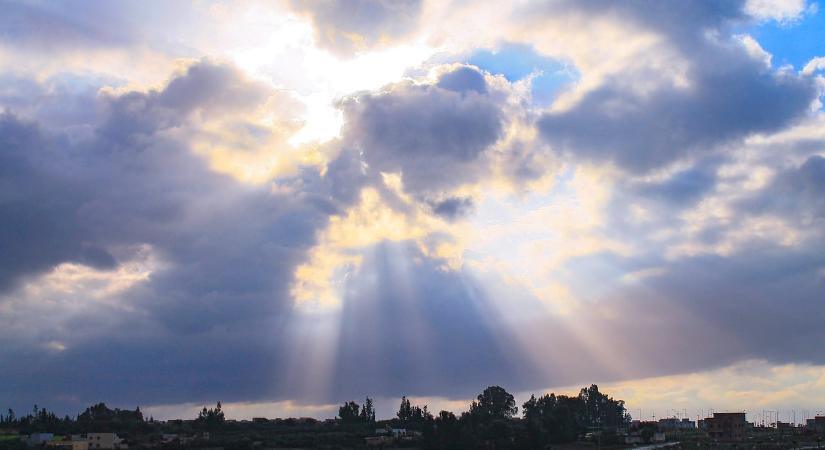 Mutatjuk, hol süt ki a nap, és hol kell esernyő!