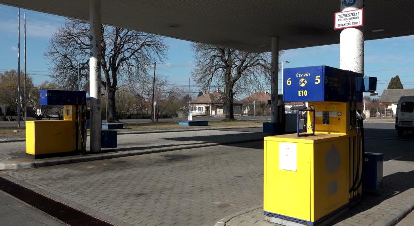 Így alakulnak az üzemanyagárak a hétvége közeledtével