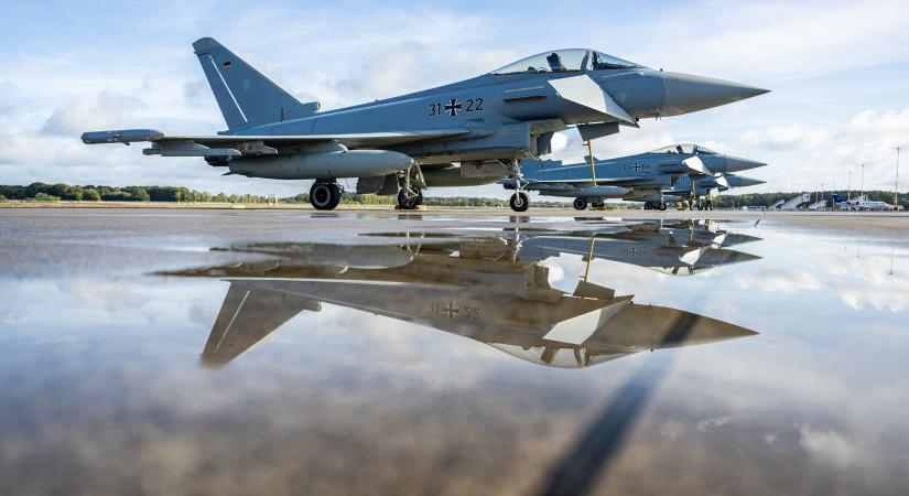 Németország harci gépeket telepített Lengyelországba a NATO keleti szárnyának védelmére