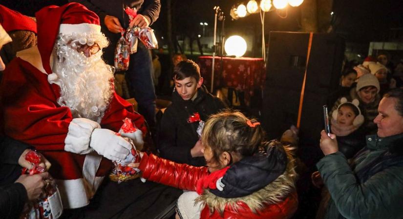 Jön a Mikulás, fénylik az advent – az ünnepvárás jegyében telnek a hétvégi programok a Jászkunságban