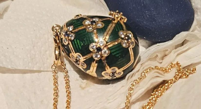 Hat napig leste az új-zélandi rendőr a tolvajt, aki lenyelt egy Fabergé-tojásmedált