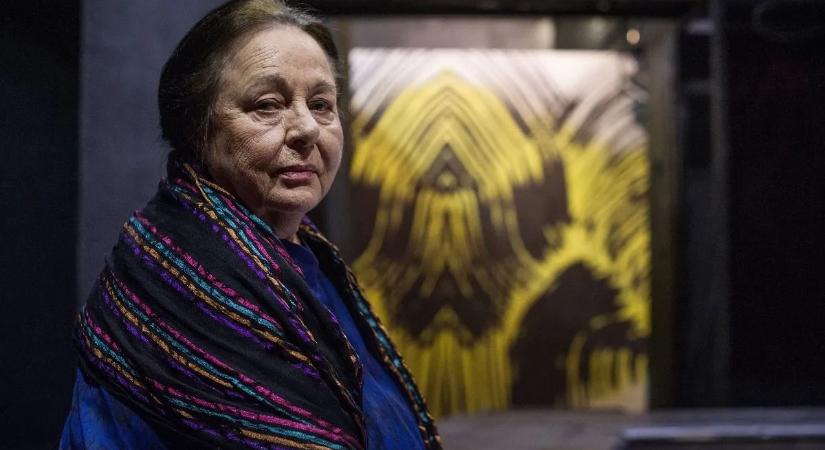 Szívet tépő látvány: így néz ki, két évvel a halála után Csomós Mari nyughelye – fotó