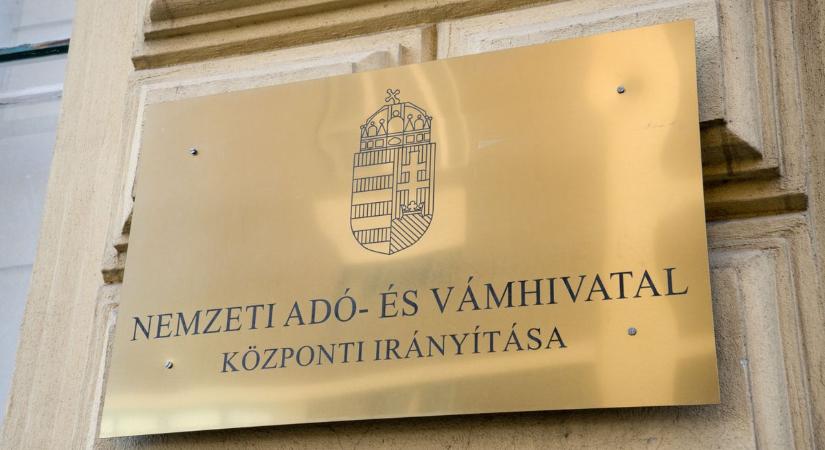 Évvégi emlékeztető: kieshet a katából, akinek 100 ezret elérő tartozása van