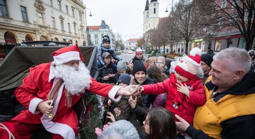 Ezen a hétvégén a Mikulás viszi a show-t! Vármegyeszerte találkozhatsz az ősz szakállúval – mutatjuk, hol