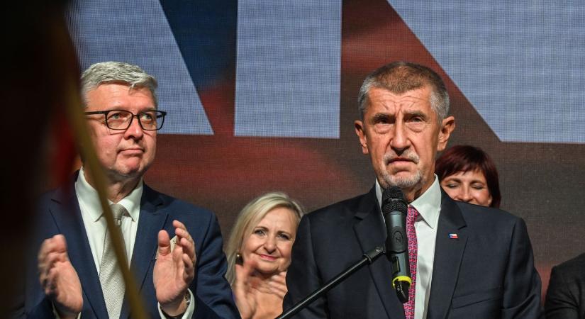 Az ANO elnöke megszüntette politikusi és üzletemberi szerepének összeférhetetlenségét