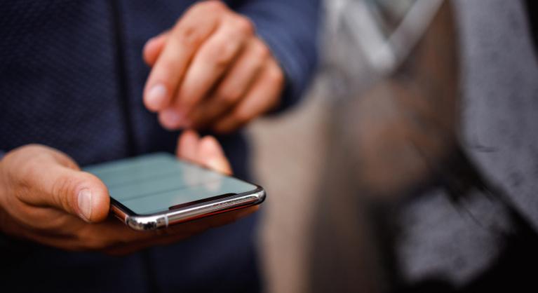 Kémprogramok célkeresztjébe kerülhet, ha nem frissíti a telefonját