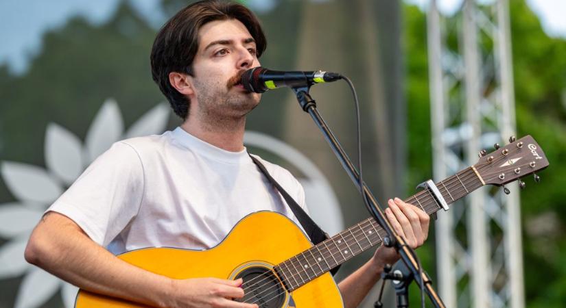 Carson Coma: Ezúton is szeretnénk gratulálni Ákosnak, aki lenyomta a Nobel-díjas Krasznahorkai Lászlót