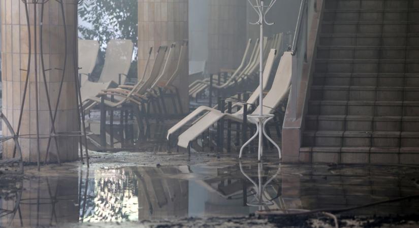 Megvan, mikor újítják fel a leégett miskolctapolcai barlangfürdőt: a bővítés tervei is készen állnak