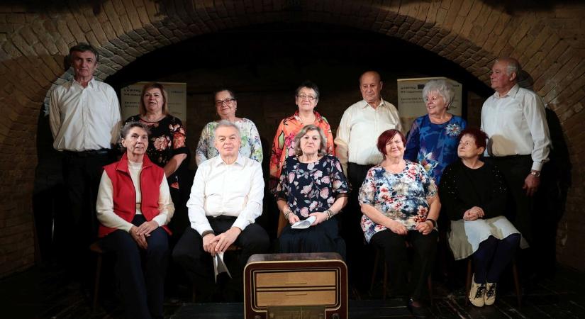 Könnyek, nevetés, felismerések: megható előadás született a demenciáról