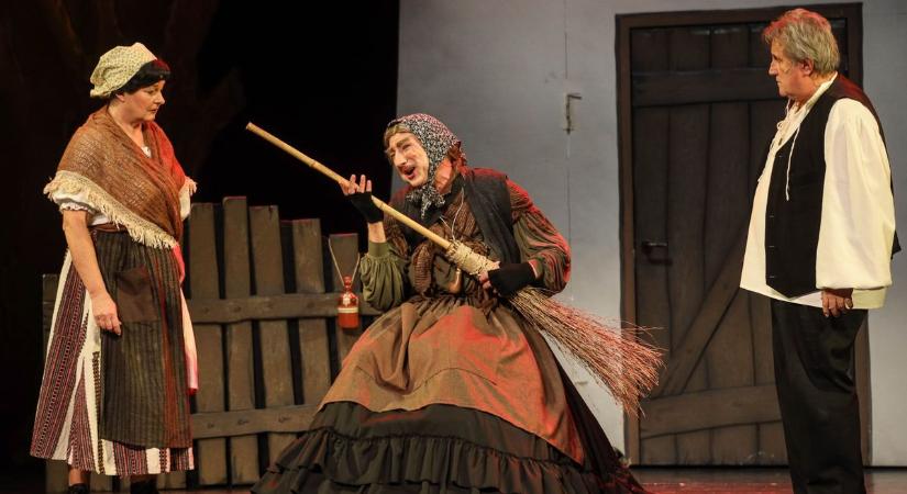 Népmesei hős varázsolja el a közönséget a Szigligeti Színházban